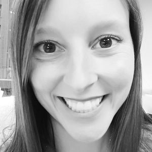 Meet your Posher, Jenelle